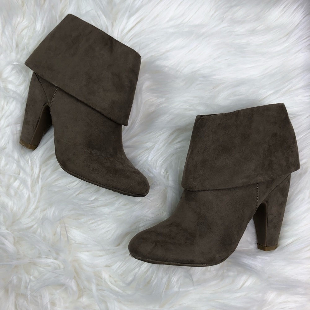 [Pink & Pepper] heeled suede booties